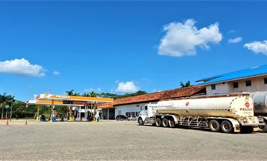 ESTACIÓN DE SERVICIO EN VENTA - VÍA VILLAVICENCIO, PUERTO LOPÉZ
