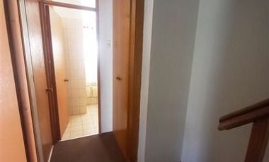 Se vende casa / comuna La Florida/ pasaje/dos pisos/rebajada