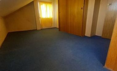 Se vende casa / comuna La Florida/ pasaje/dos pisos/rebajada