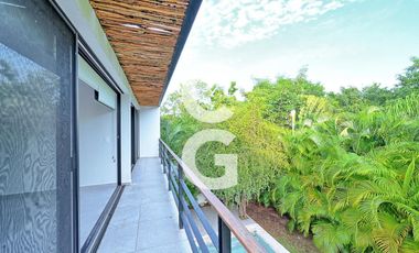 Casa en Venta en Cancun en Residencial Lagos del Sol con Alberca