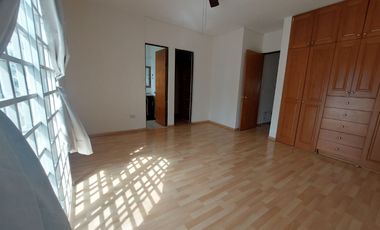 CASA EN VENTA BOSQUES DEL PONIENTE con Paneles solares