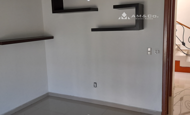 CASA EN VENTA, FRACC. SENDERO DE LAS MORAS, SAN AGUSTIN