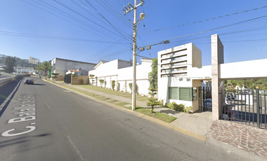 VENDO CASA EN FRACCIONAMIENTO EL TAPATIO TLAQUEPAQUE POR REMATE BANCARIO