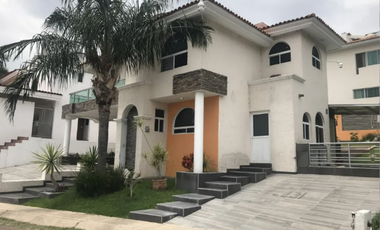 VENDO CASA EN FRACCIONAMIENTO EL TAPATIO TLAQUEPAQUE POR REMATE BANCARIO