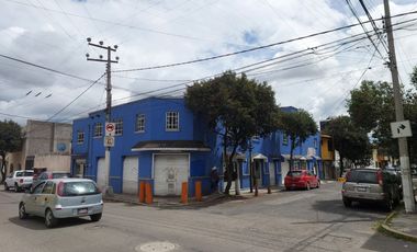EDIFICIO EN VENTA 4 DEPARTAMENTOS 5 LOCALES COMERCIALES EN TOLUCA