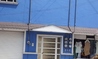 EDIFICIO EN VENTA 4 DEPARTAMENTOS 5 LOCALES COMERCIALES EN TOLUCA