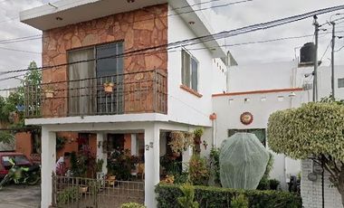 BONITA CASA DE REMATE BANCARIO NO DEJES PASAR LA OPRTUNIDAD UBICADA EN CUAUTLA MORELOS.