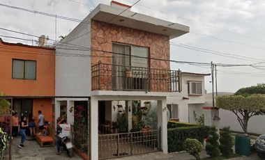 BONITA CASA DE REMATE BANCARIO NO DEJES PASAR LA OPRTUNIDAD UBICADA EN CUAUTLA MORELOS.