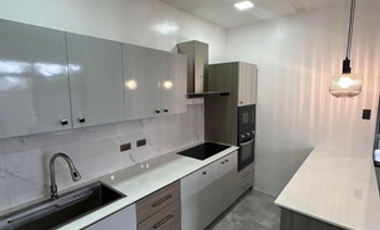 5BR House and Lot for Sale in Kawit, Cavite
