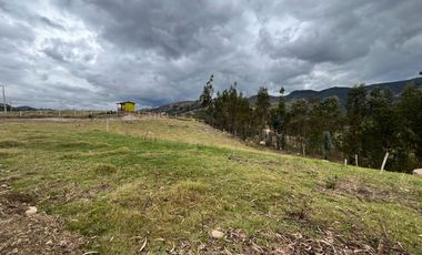 TERRENO PLANO IDEAL PARA LOTIZAR EN QUINGEO