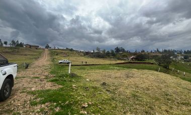 TERRENO PLANO IDEAL PARA LOTIZAR EN QUINGEO