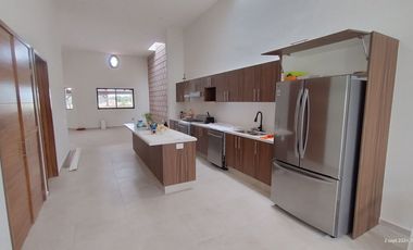 Casa de un piso en Magnolia, San Miguel de Allende, 3 Recámaras, Amenidades, Seguridad
