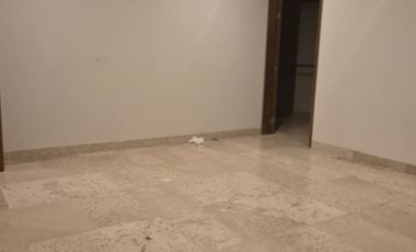RENTA CASA EN LOMAS III DEL MOLINO, cada recamara con baño completo