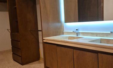 RENTA CASA EN LOMAS III DEL MOLINO, cada recamara con baño completo