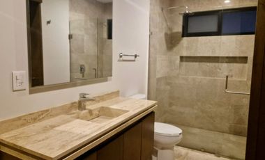 RENTA CASA EN LOMAS III DEL MOLINO, cada recamara con baño completo