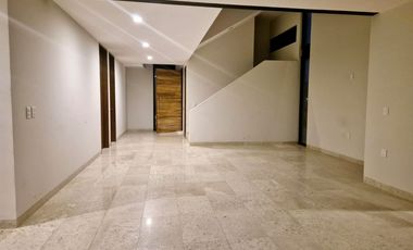 RENTA CASA EN LOMAS III DEL MOLINO, cada recamara con baño completo