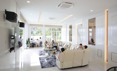 sell! Big 3-story mansion!! New, never lived in!!  Saraphi District, Chiang Mai Province (no flooding)