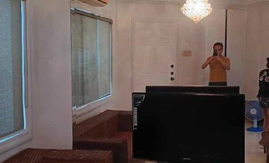 5bedrooms house near ateneo katipunan ave., Q.C.