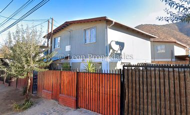 Leon Propiedades vende casa en Villa Valle de los sueños, Curacaví.