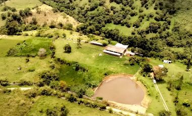 HACIENDA GANADERA EN VENTA - ARBELÁEZ, CUNDINAMARCA