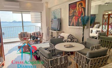 Loft en edificio de playa en la zona dorada de Acapulco. Con terraza y vista al mar