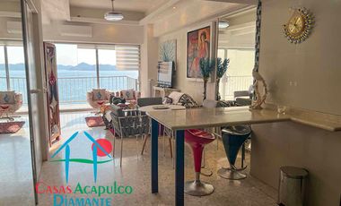 Loft en edificio de playa en la zona dorada de Acapulco. Con terraza y vista al mar