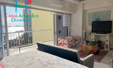 Loft en edificio de playa en la zona dorada de Acapulco. Con terraza y vista al mar