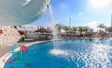 Loft en edificio de playa en la zona dorada de Acapulco. Con terraza y vista al mar