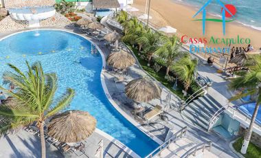 Loft en edificio de playa en la zona dorada de Acapulco. Con terraza y vista al mar