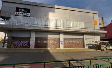 Arriendo Local Comercial Esquina Chacabuco