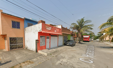 REMATE BANCARIO C. Hacienda Sayula 32, 91808 Fraccionamiento Costa Dorada, Ver.