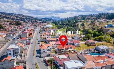 En venta casa en Azogues, en Charasol
