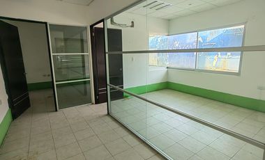 Oficinas administrativas en renta en Ciudad del Carmen  📍𝐔𝐛𝐢𝐜𝐚𝐜𝐢ó𝐧: Puerto Industrial Pesquero Laguna Azul