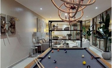 Macul, Metro Agricola, Parque Mackenna. Se vende amplio departamento.