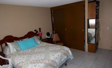 Casa en Venta con locales, Iztacalco, Ciudad de México