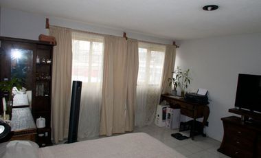 Casa en Venta con locales, Iztacalco, Ciudad de México