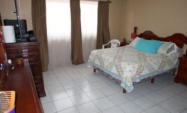 Casa en Venta con locales, Iztacalco, Ciudad de México
