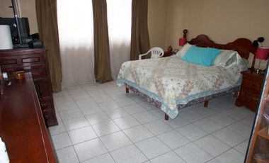 Casa en Venta con locales, Iztacalco, Ciudad de México
