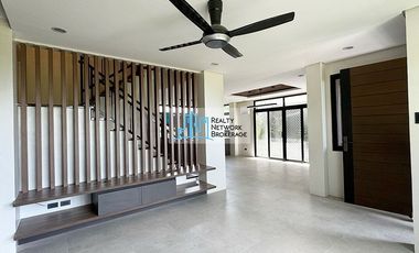 4 Bedroom House and Lot For Sale in Vista Grande