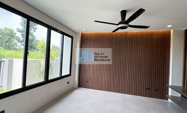 4 Bedroom House and Lot For Sale in Vista Grande