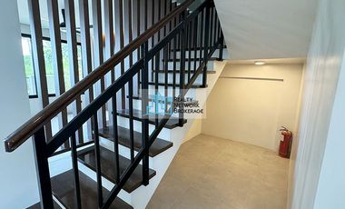 4 Bedroom House and Lot For Sale in Vista Grande