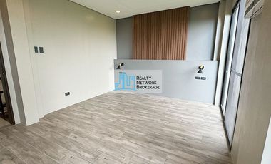 4 Bedroom House and Lot For Sale in Vista Grande