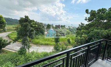 4 Bedroom House and Lot For Sale in Vista Grande