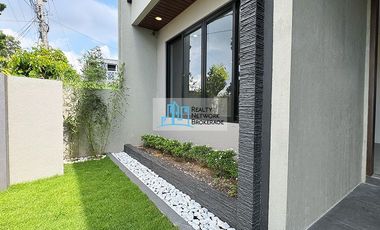 4 Bedroom House and Lot For Sale in Vista Grande