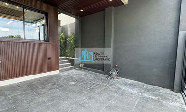 4 Bedroom House and Lot For Sale in Vista Grande