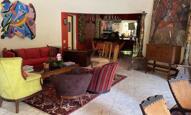 CASA EN VENTA EN CUERNAVACA, CASA CON HISTORIA, EN ACAPANTZINGO