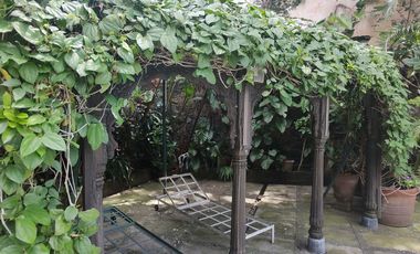 CASA EN VENTA EN CUERNAVACA, CASA CON HISTORIA, EN ACAPANTZINGO