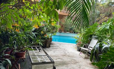CASA EN VENTA EN CUERNAVACA, CASA CON HISTORIA, EN ACAPANTZINGO
