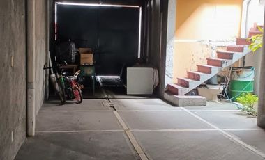 CASA EN VENTA, 3 DEPARTAMENTOS Y LOCAL COMERCIAL. IZTACALCO