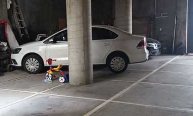 CASA EN VENTA, 3 DEPARTAMENTOS Y LOCAL COMERCIAL. IZTACALCO